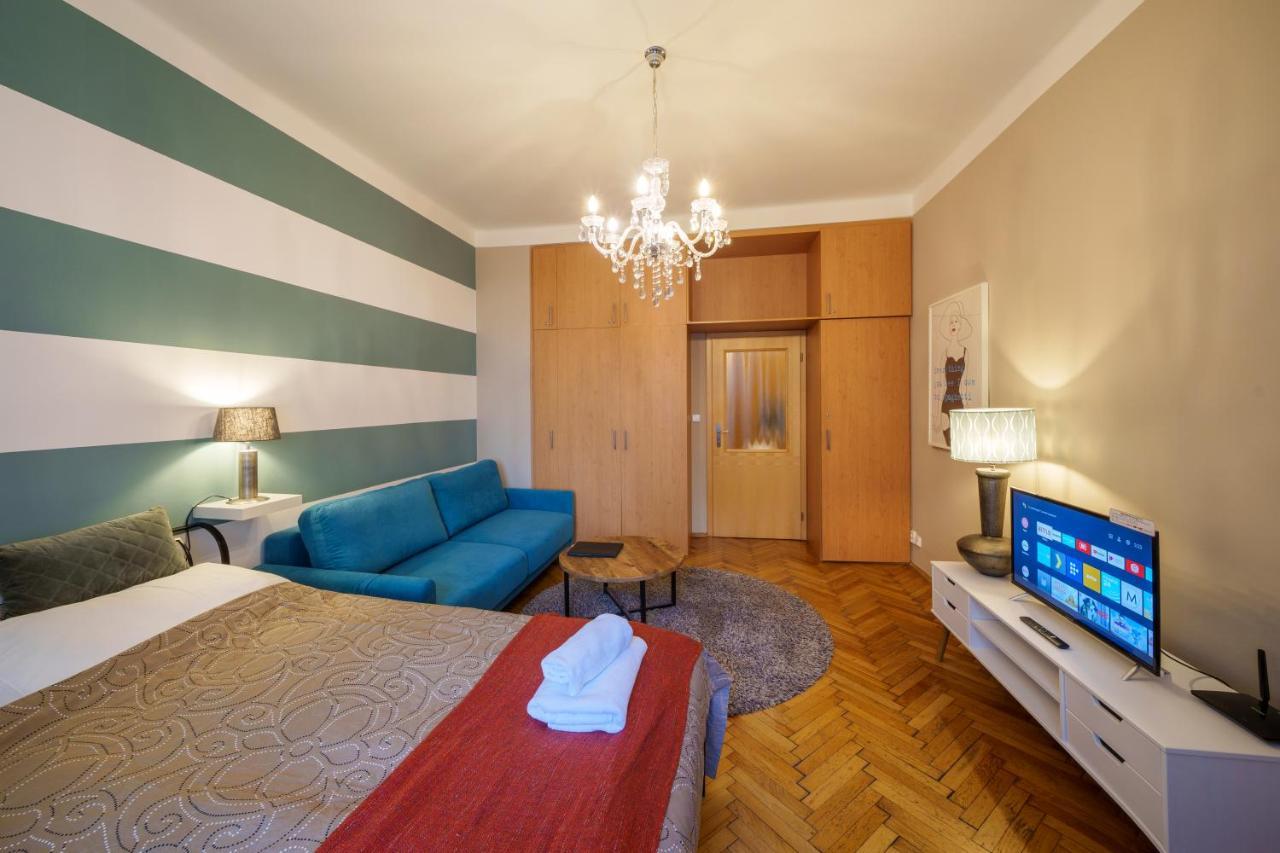 Dlouha Apartment With Balcony Praha Eksteriør bilde